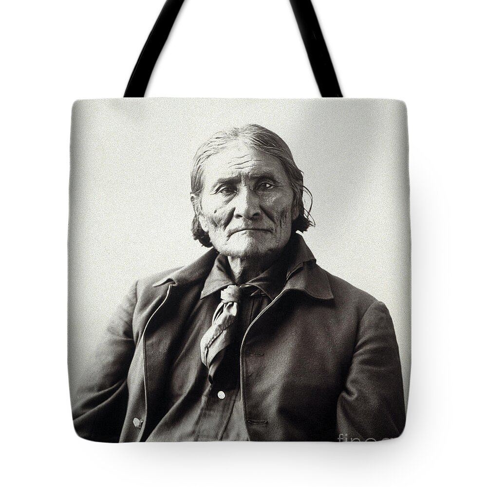 1898 Tote Bag featuring the photograph Geronimo (1829-1909) #1 by Granger
