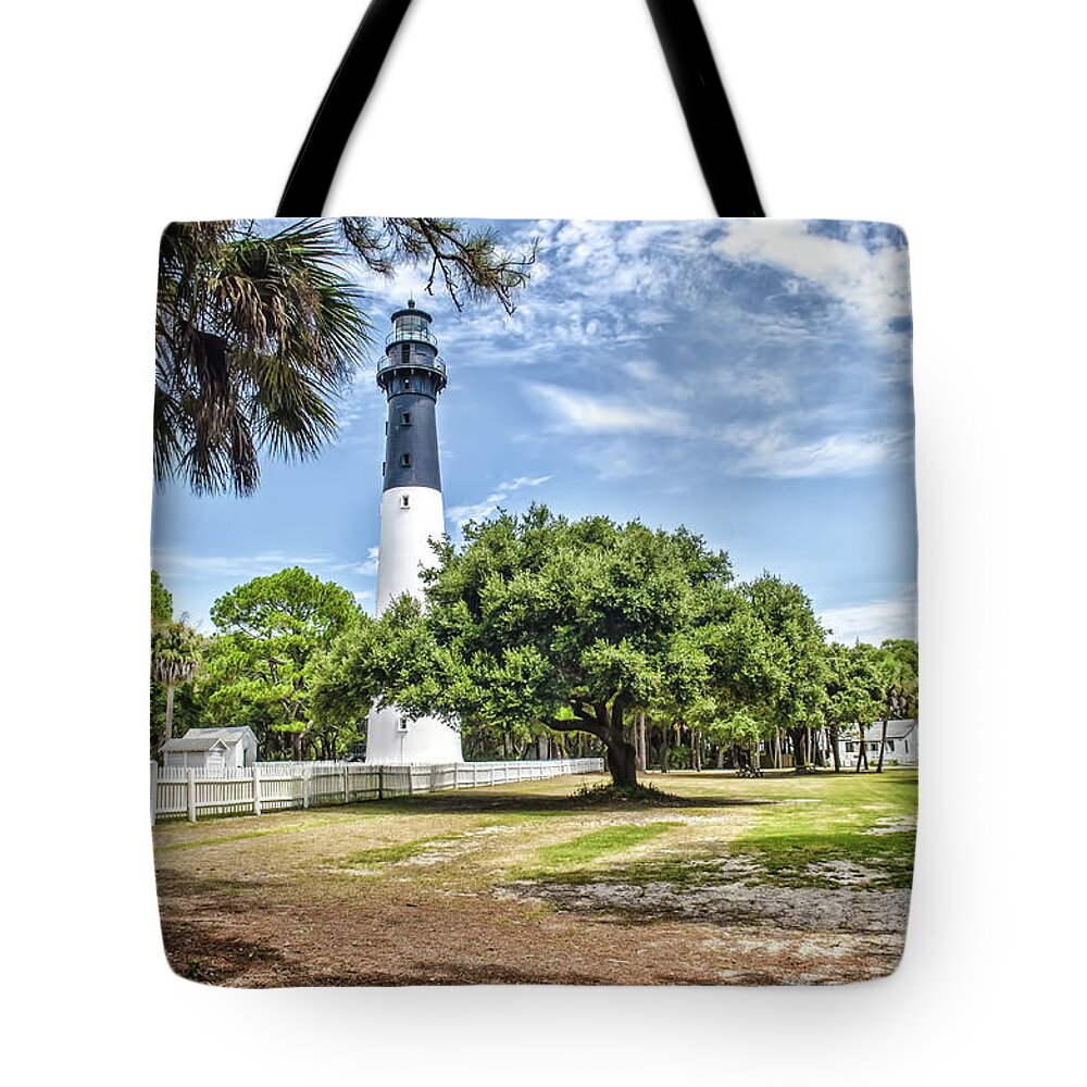 Hunting Island Tote Bag featuring the photograph Hunting Island Lighthouse by Scott Hansen