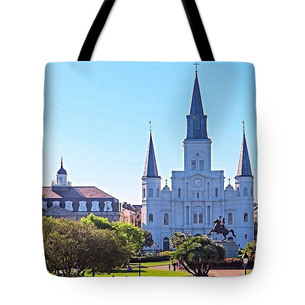 Buildings Tote Bag featuring the photograph Is This Photo A #classic Or A #cliche? #1 by Austin Tuxedo Cat