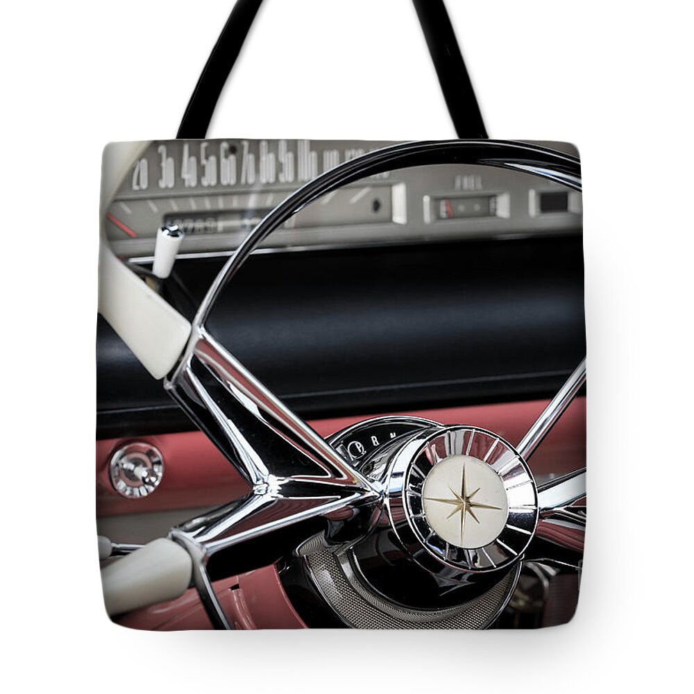 Lincoln Tote Bag featuring the photograph Lincoln Dash #1 by Dennis Hedberg