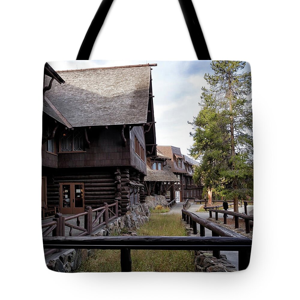 Wyoming Tote Bag featuring the photograph Old Faithful Inn by Shirley Mitchell