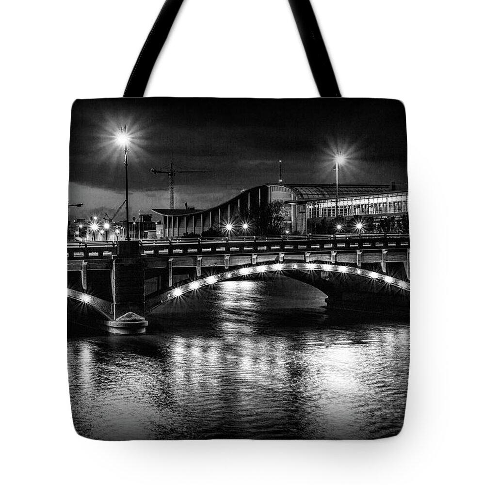 Bridge Tote Bag featuring the photograph Pearl Street Bridge at Night #1 by Randall Nyhof