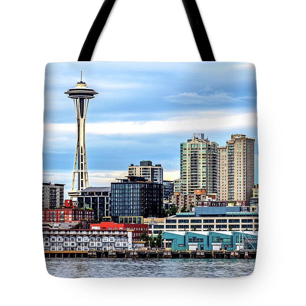 Seattle Tote Bag featuring the photograph Seattle Skyline HDR #1 by Rob Green