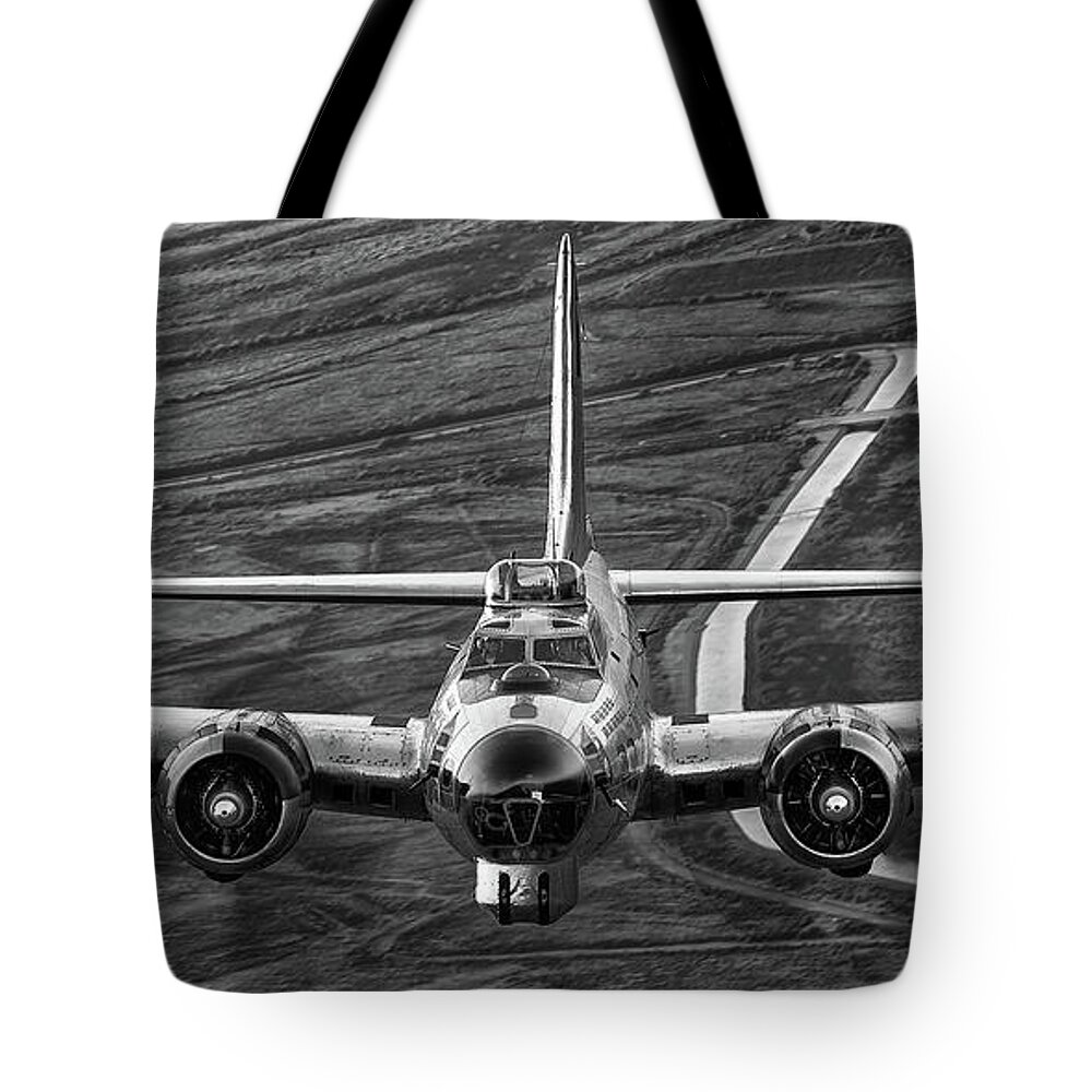A2a Tote Bag featuring the photograph Sentimental Journey #1 by Jay Beckman