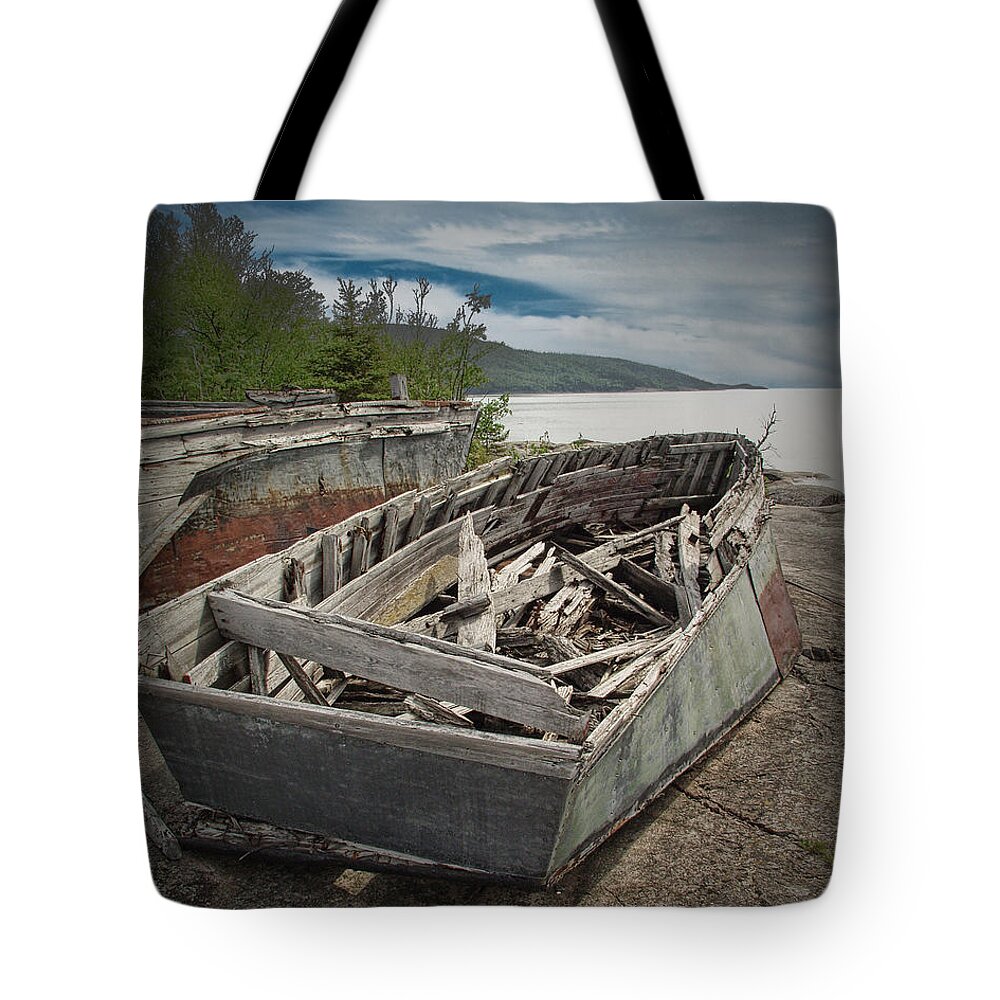 Art Tote Bag featuring the photograph Shipwreck at Neys Provincial Park #1 by Randall Nyhof