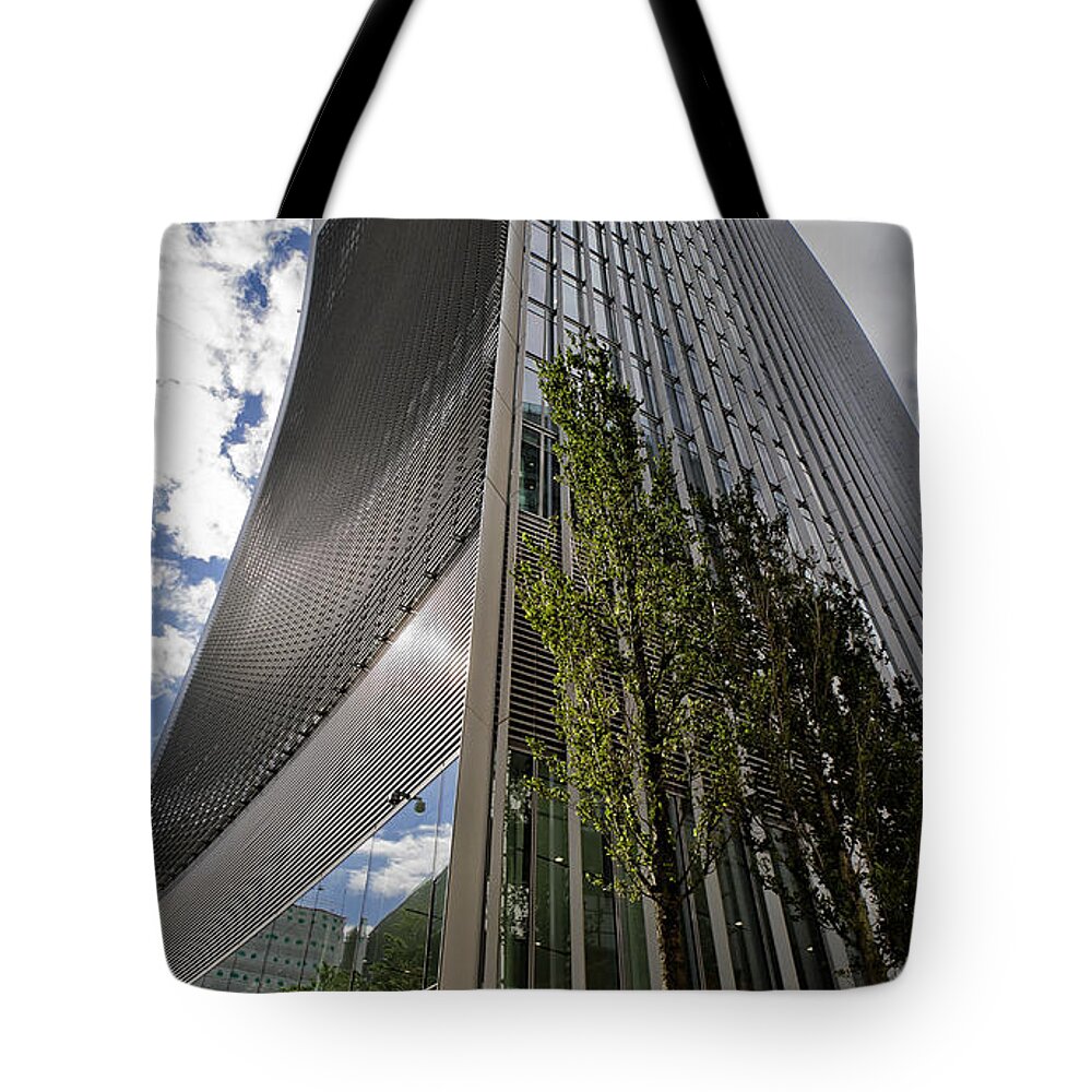Finance Tote Bag featuring the photograph Walkie Talkie Skyscraper London #4 by Shirley Mitchell