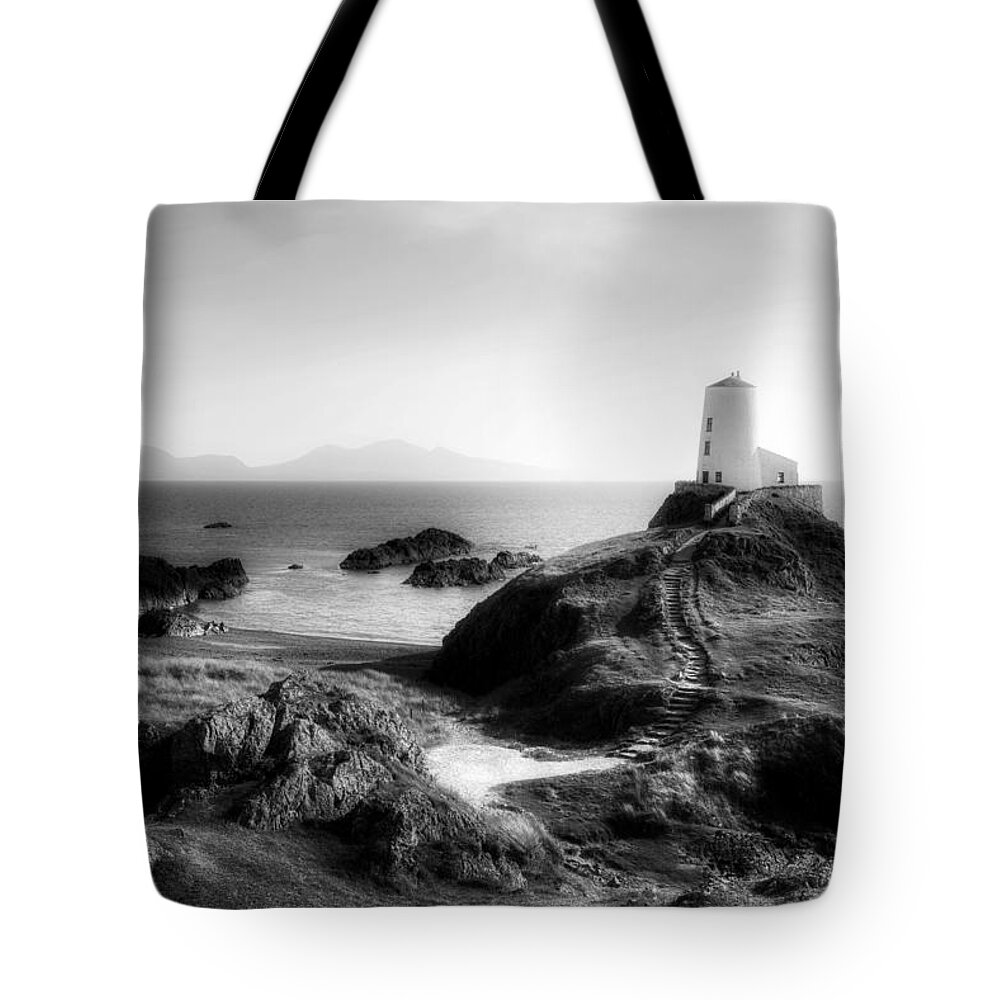 Ynys Llanddwyn Tote Bag featuring the photograph Ynys Llanddwyn - Wales #12 by Joana Kruse
