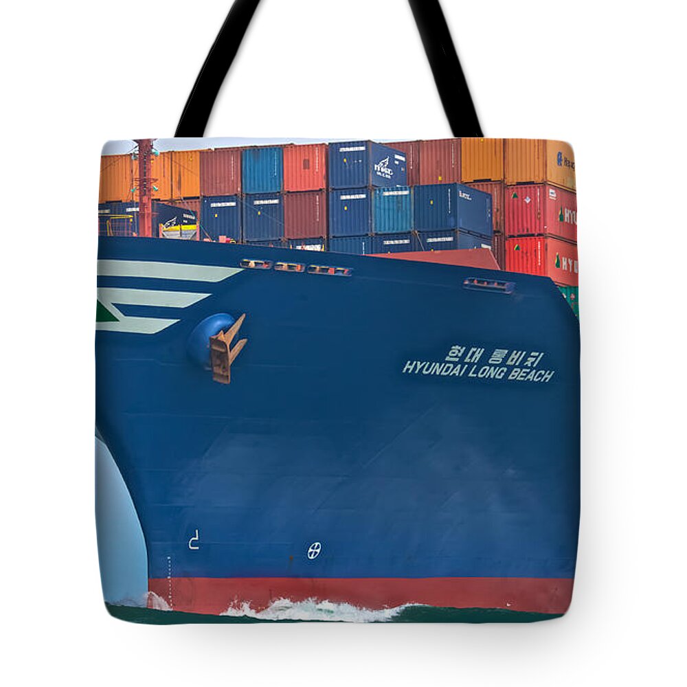 Boat Tote Bag featuring the photograph Bay Traffic #16 by Steven Lapkin