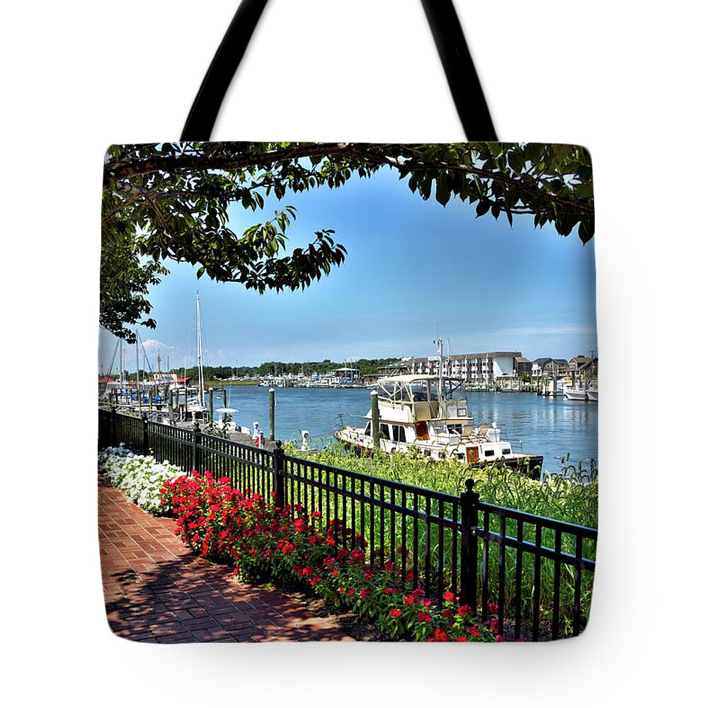 Lewes Tote Bag featuring the photograph 1812 Memorial Park - Lewes Delaware by Brendan Reals