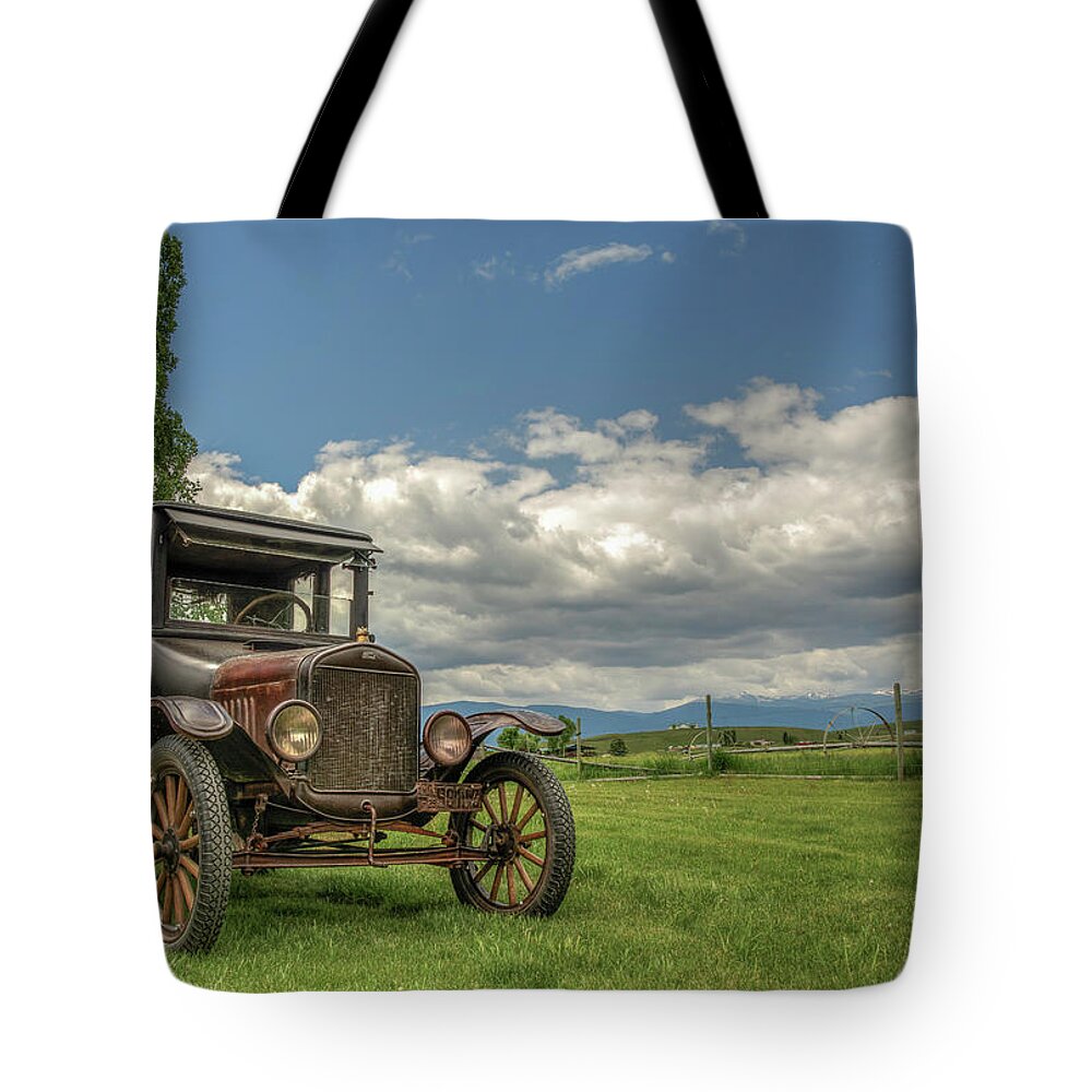 Landscape Tote Bag featuring the photograph 1925 Ford Model T by Constance Puttkemery
