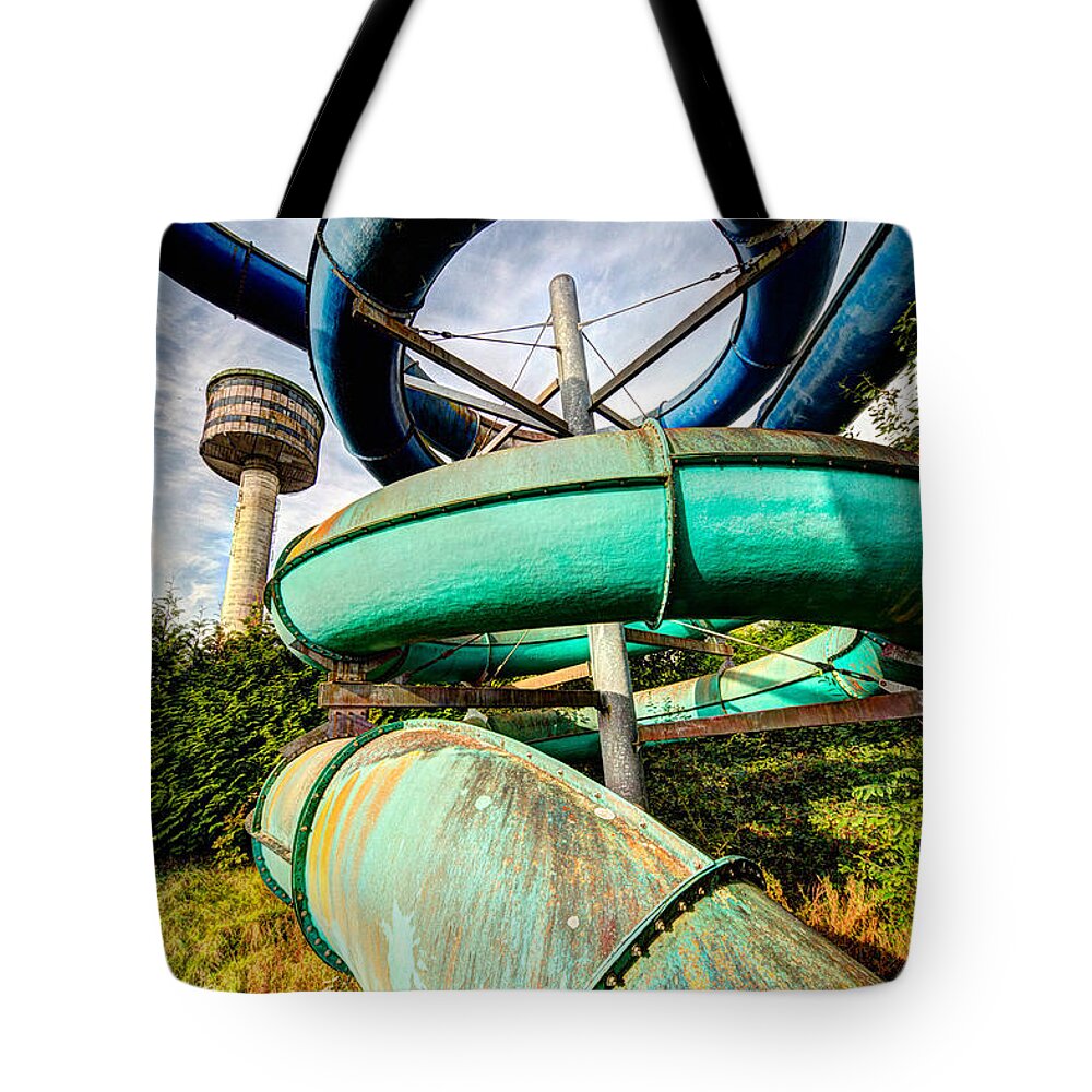 Abandoned Tote Bag featuring the photograph abandoned swimming pool - Urban exploration #2 by Dirk Ercken