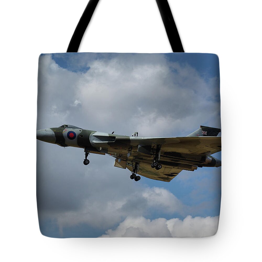 Avro Tote Bag featuring the photograph Avro Vulcan B2 XH558 #2 by Tim Beach