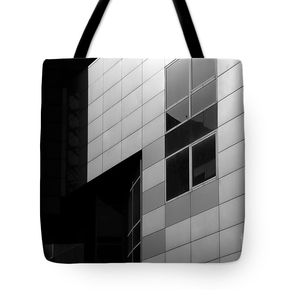 Cityscape Tote Bag featuring the photograph Modern Architecture by Dariusz Gudowicz