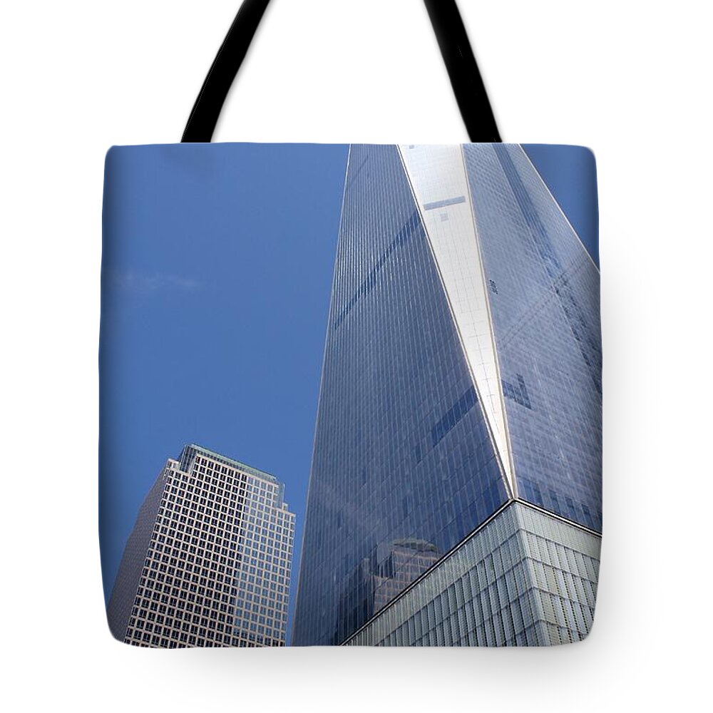 One World Trade Center Tote Bag featuring the photograph One World Trade Center by Flavia Westerwelle