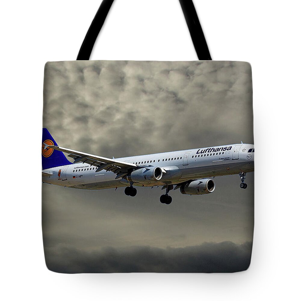 Lufthansa Baggage Allowance Policy | Lufthansa Luggage Policy & Fee