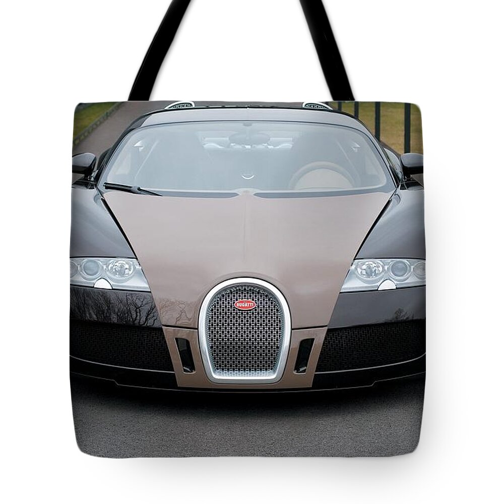 Bugatti Veyron Tote Bag featuring the digital art Bugatti Veyron #4 by Maye Loeser