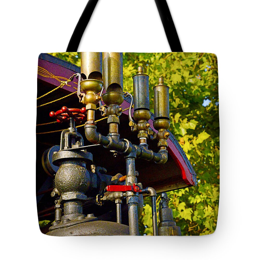 Eclipse Tote Bag featuring the photograph 4 Is Better Than 1 by Paul W Faust - Impressions of Light