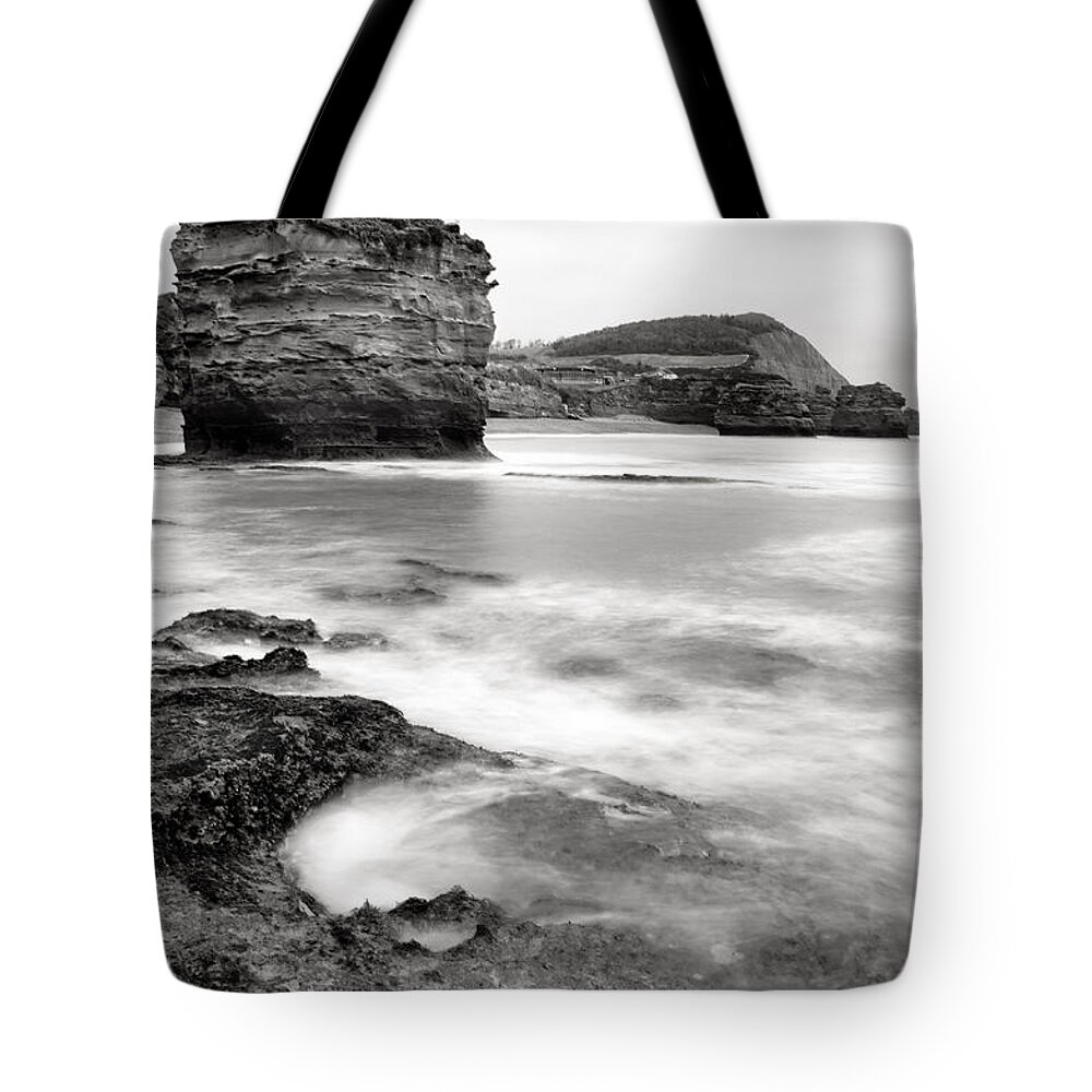 Ladram Tote Bag featuring the photograph Ladram Bay #4 by Pete Hemington
