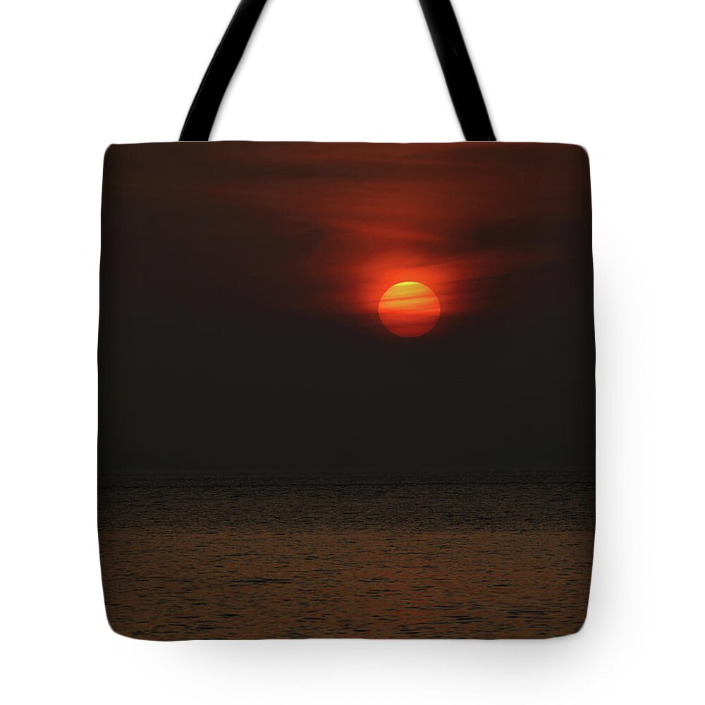 Sunset Tote Bag featuring the photograph Sunset #4 by Hyuntae Kim