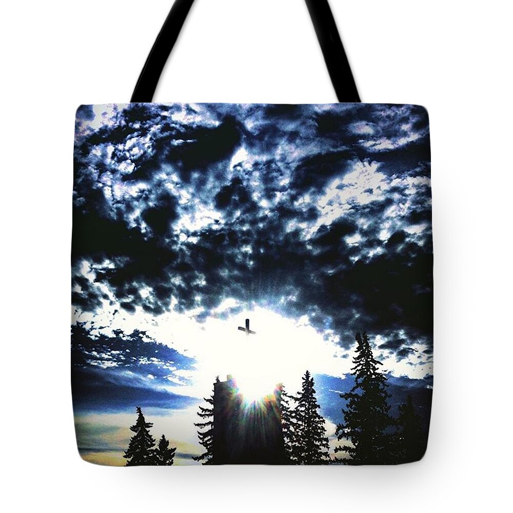 Beautiful Tote Bag featuring the photograph Hope by Shawn Gordon