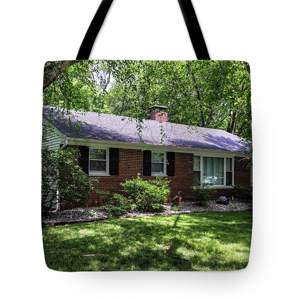 Real Estate Photography Tote Bag featuring the photograph 908 Front on Shady Lane by Jeff Kurtz