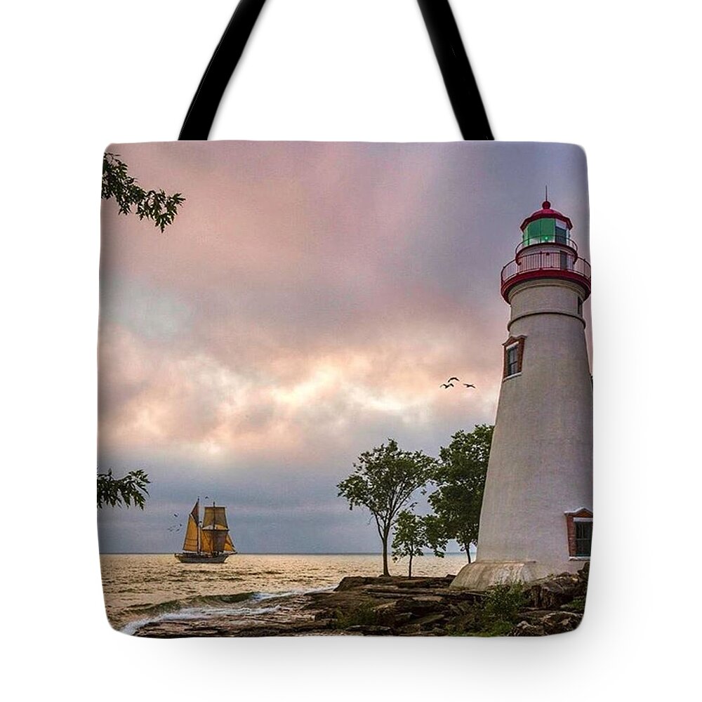 Fineartphotography Tote Bag featuring the photograph A Place I Dream by Dale Kincaid