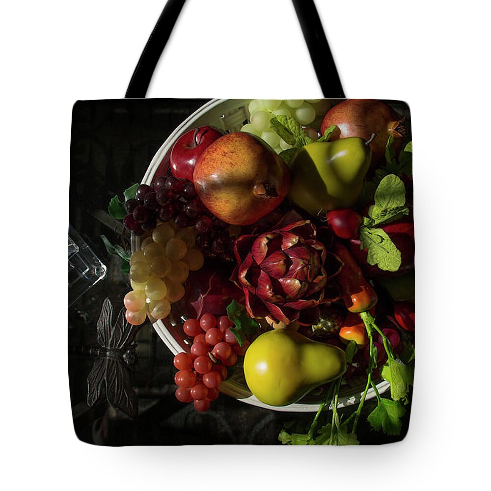 Chiaroscuro Tote Bag featuring the photograph A Plate of Fruits by Yvonne Wright