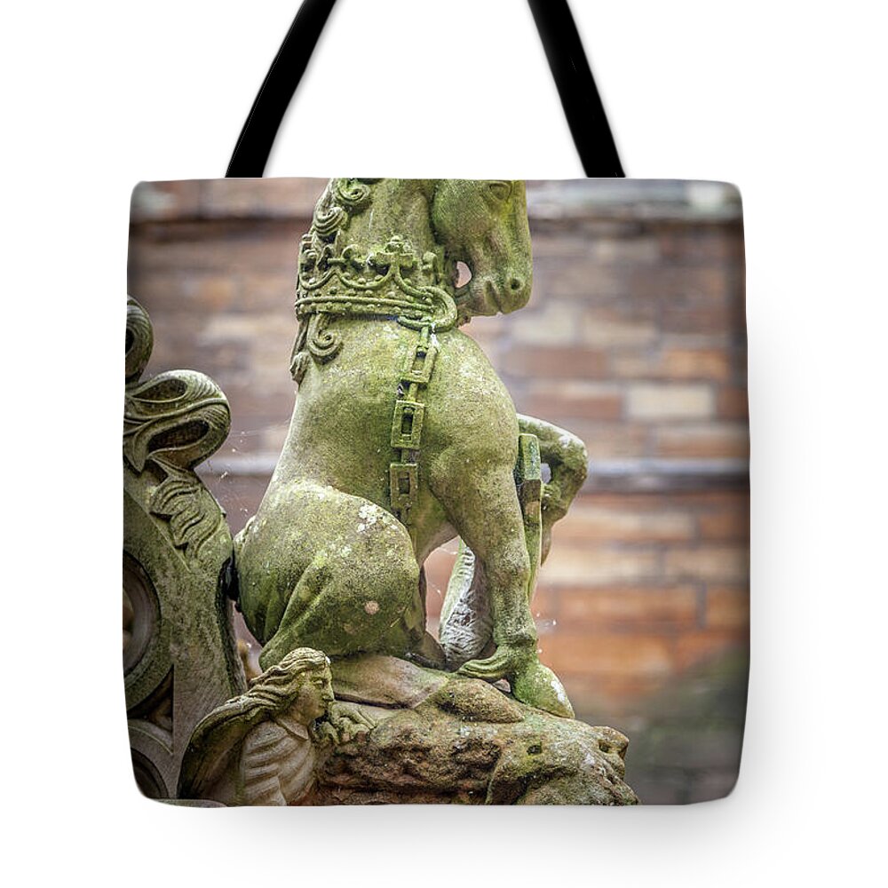 Scotland Tote Bag featuring the photograph A Unicorn in Linlithgow by W Chris Fooshee