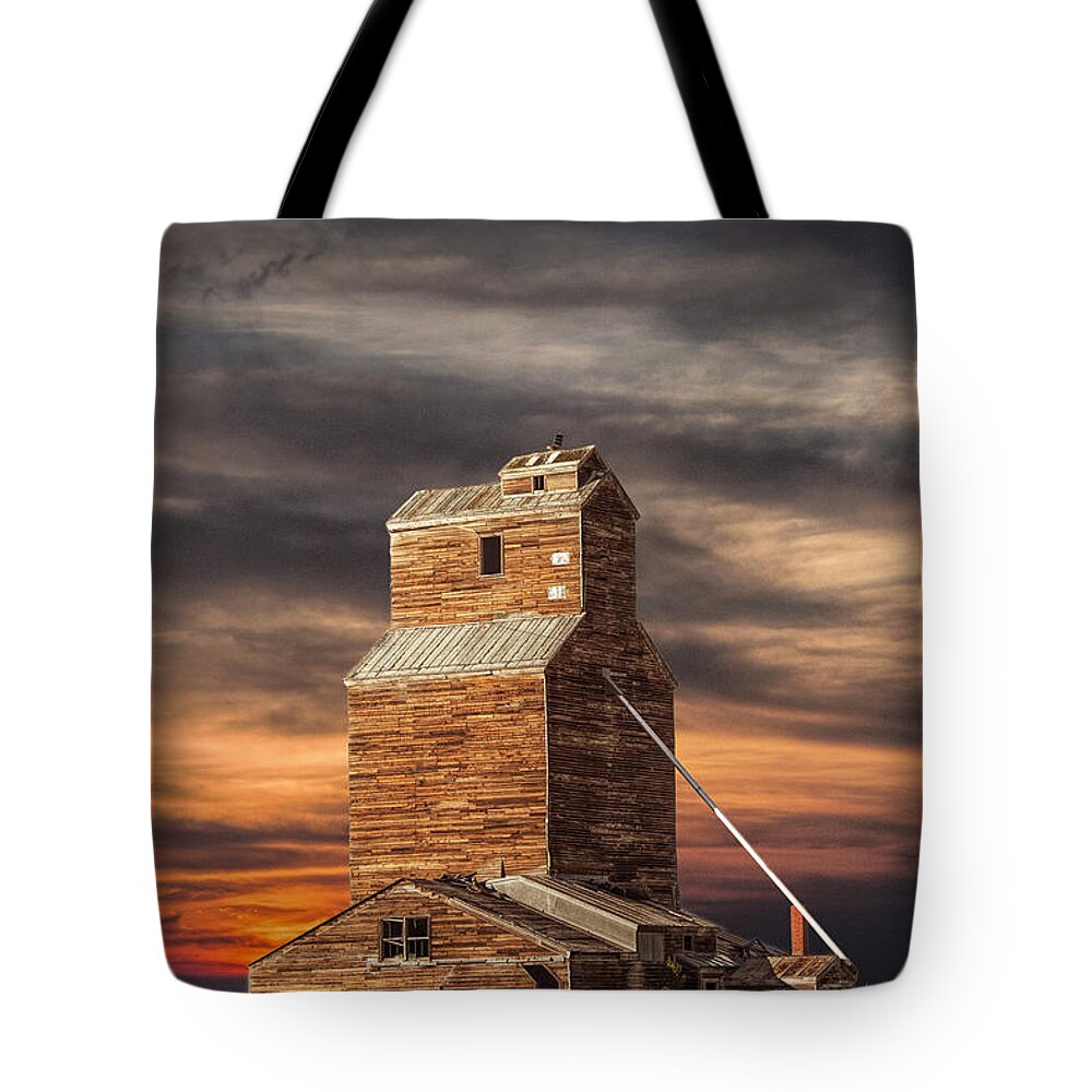 Elevator Tote Bag featuring the photograph Abandoned Grain Elevator on the Prairie by Randall Nyhof