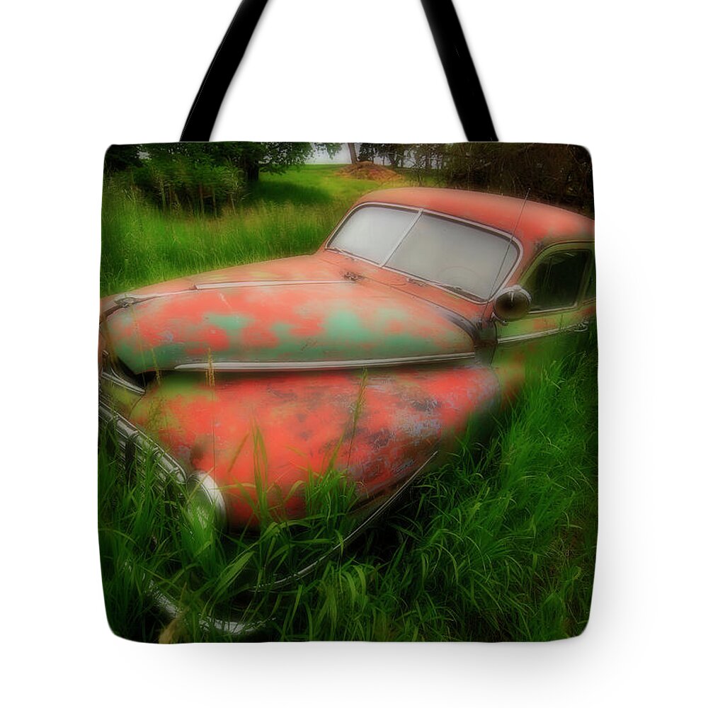 Car Tote Bag featuring the photograph Abandoned in the Palouse by Bob Cournoyer