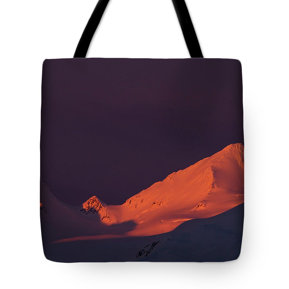 20-30 Tote Bag featuring the photograph Alaska Sunrise by Mike Bachman