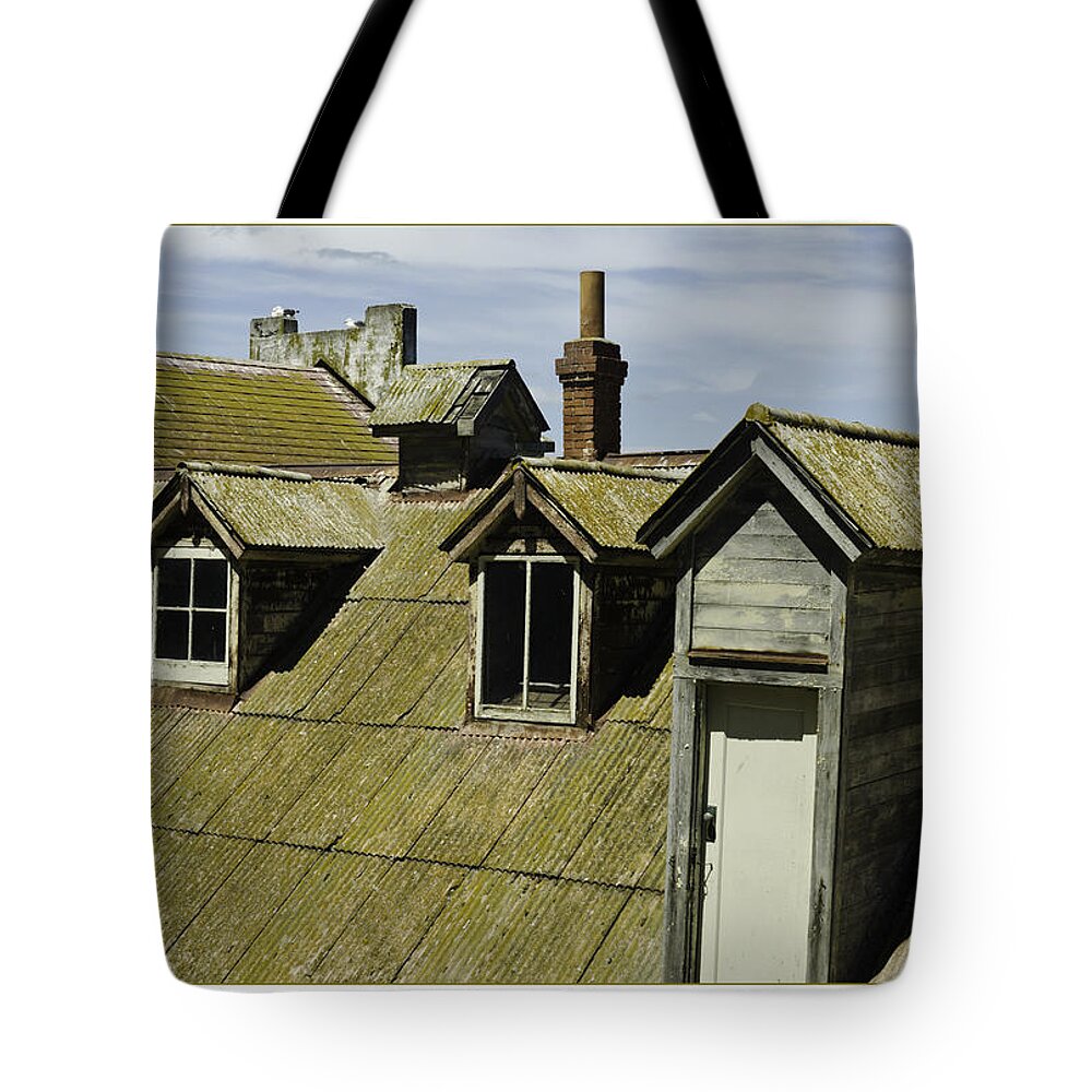  Tote Bag featuring the photograph Alcaltraz Roofline by R Thomas Berner