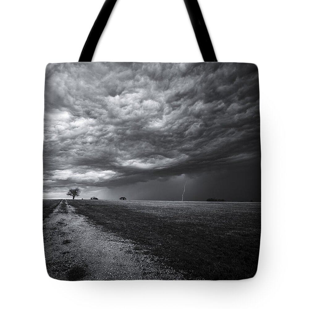 Iowa City Tote Bag featuring the photograph Approaching Storm by The Flying Photographer