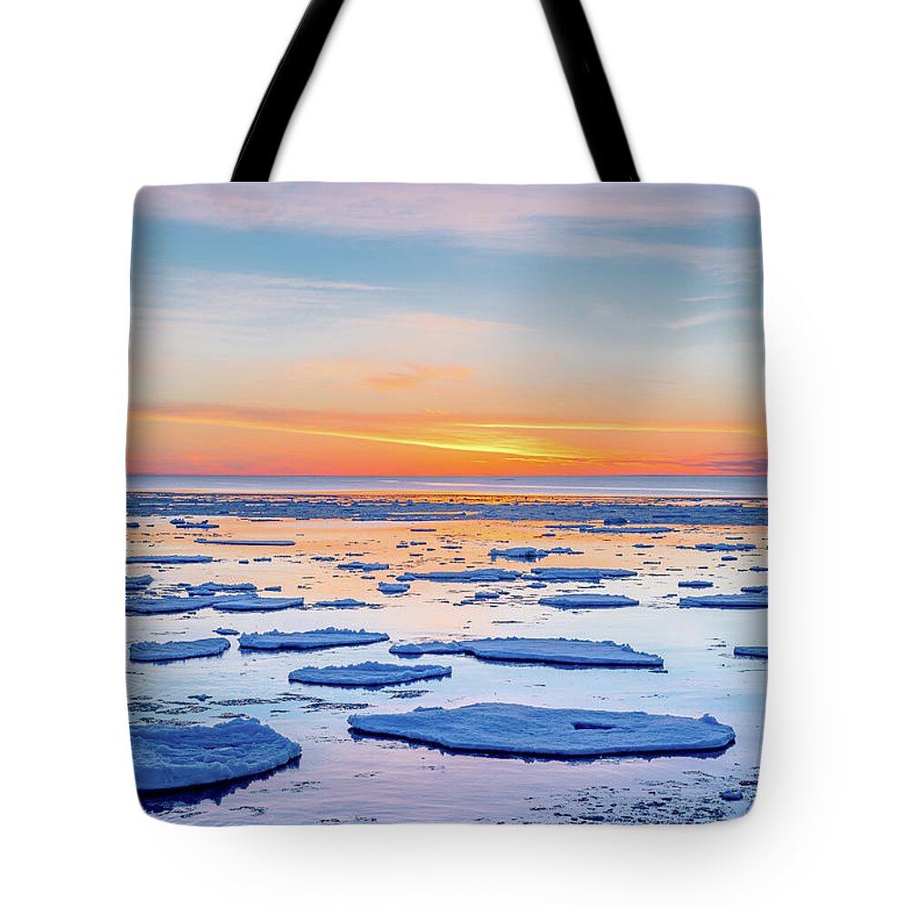 Agate Beach Tote Bag featuring the photograph April Sunset Over Lake Superior by Gary McCormick