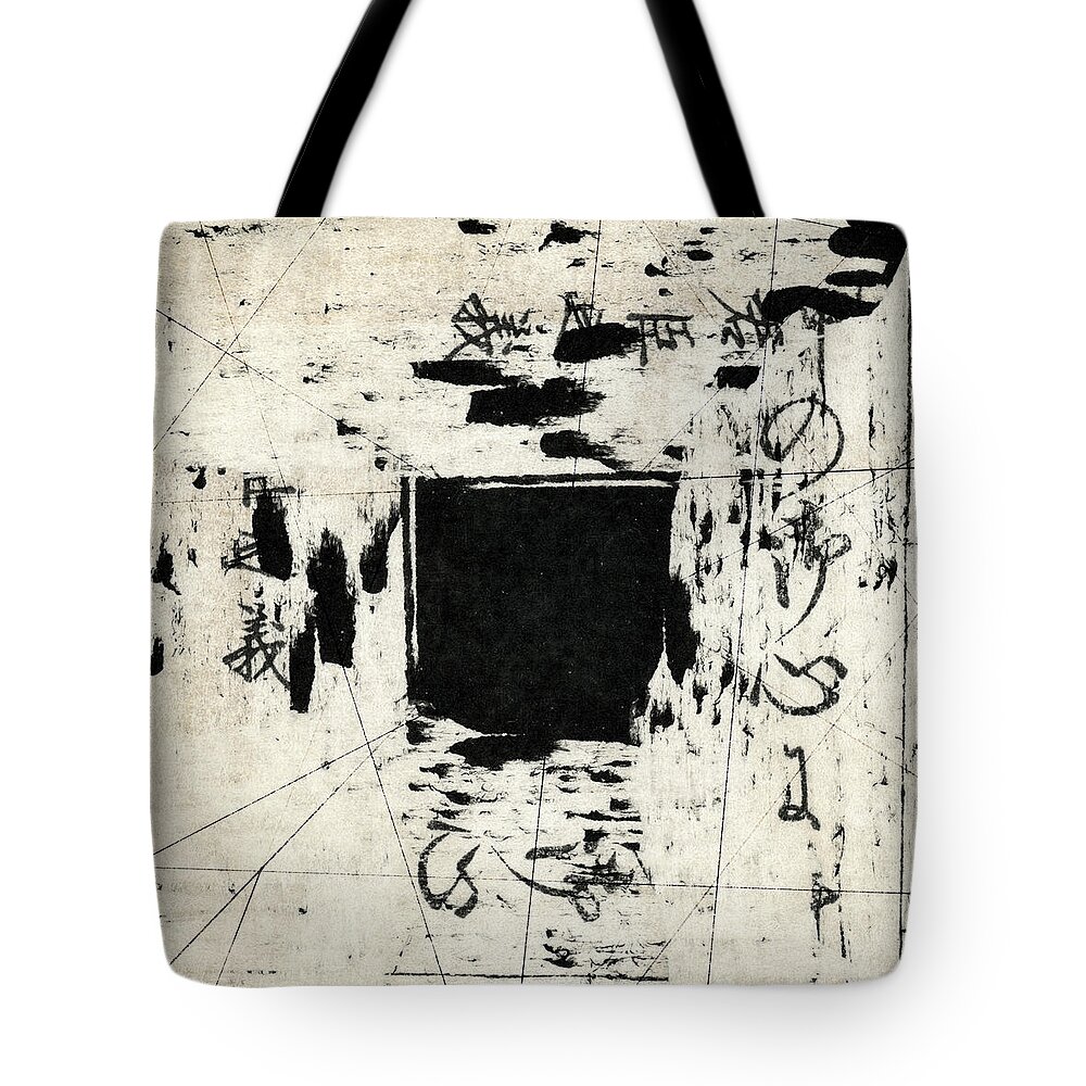 Arrhythmic Tote Bag featuring the photograph Arrhythmic Number One by Carol Leigh