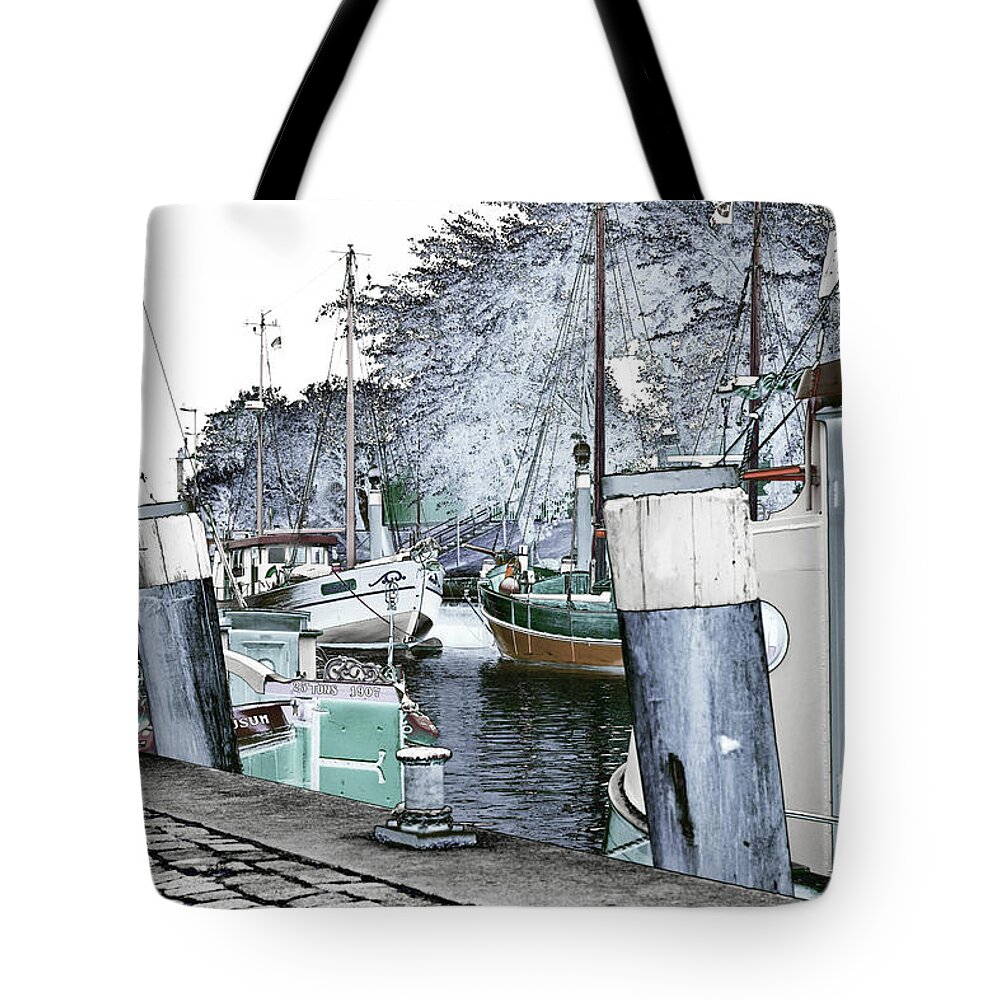 Art Photography Tote Bag featuring the photograph Art Print Boat 2 by Harry Gruenert