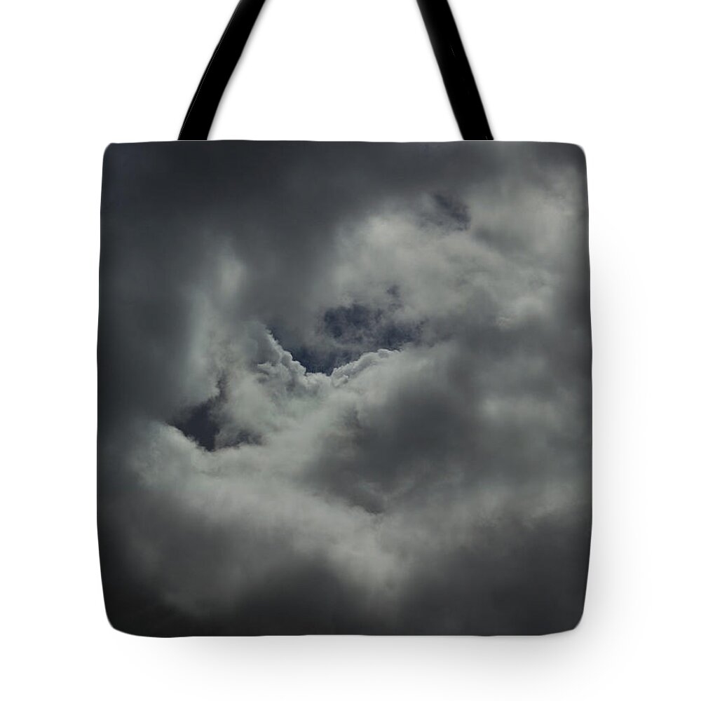 Ascending To Heaven Tote Bag featuring the photograph Ascending to Heaven by Peter Piatt