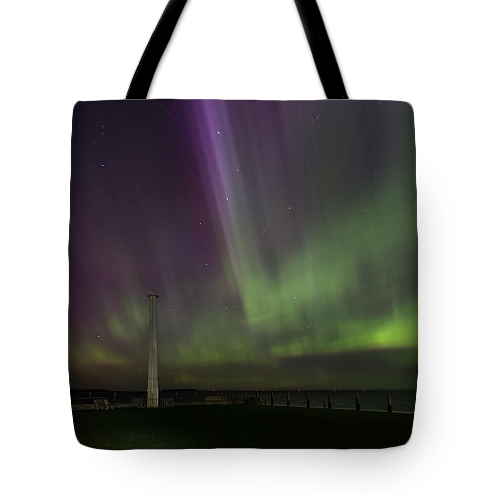 Aurora Tote Bag featuring the photograph Aurora Over the Harbor by Paul Schultz
