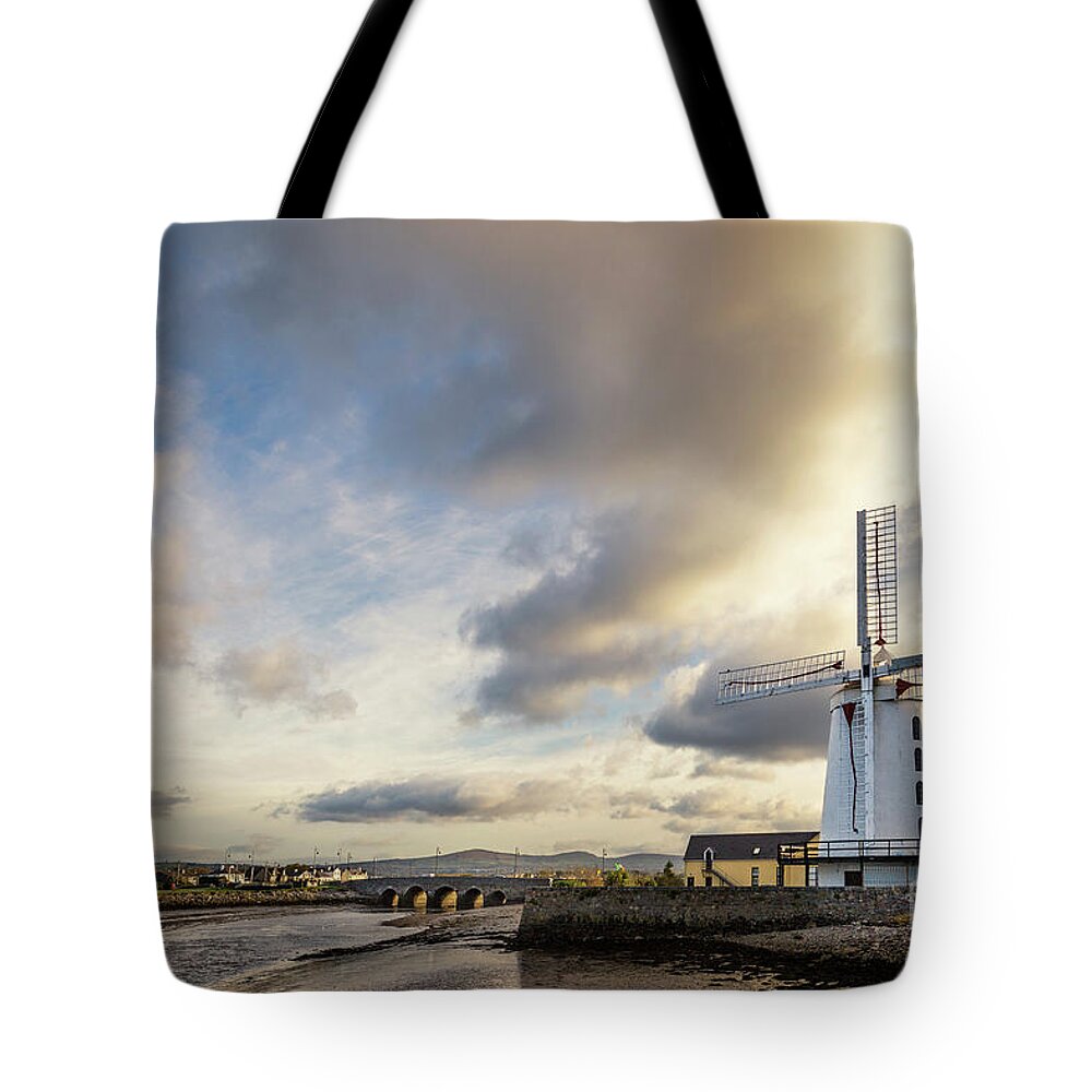 Kremsdorf Tote Bag featuring the photograph Awake My Soul And Sing by Evelina Kremsdorf