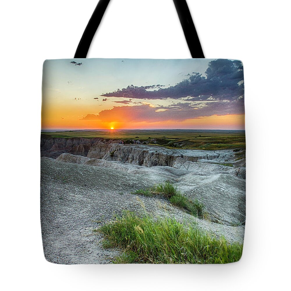 Badlands Tote Bag featuring the photograph Badlands NP Wilderness Overlook 3 by Donald Pash