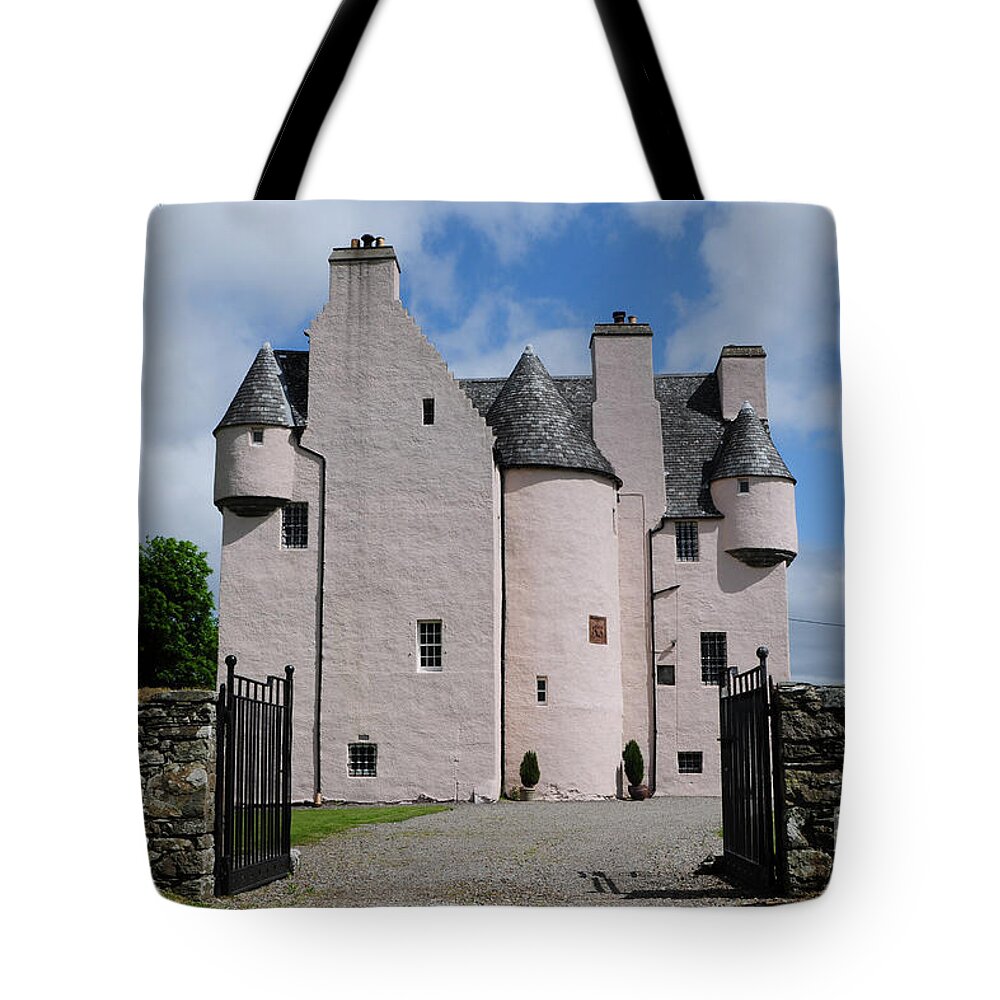 Barcaldine Castle Tote Bag featuring the photograph Barcaldine Castle by Smart Aviation