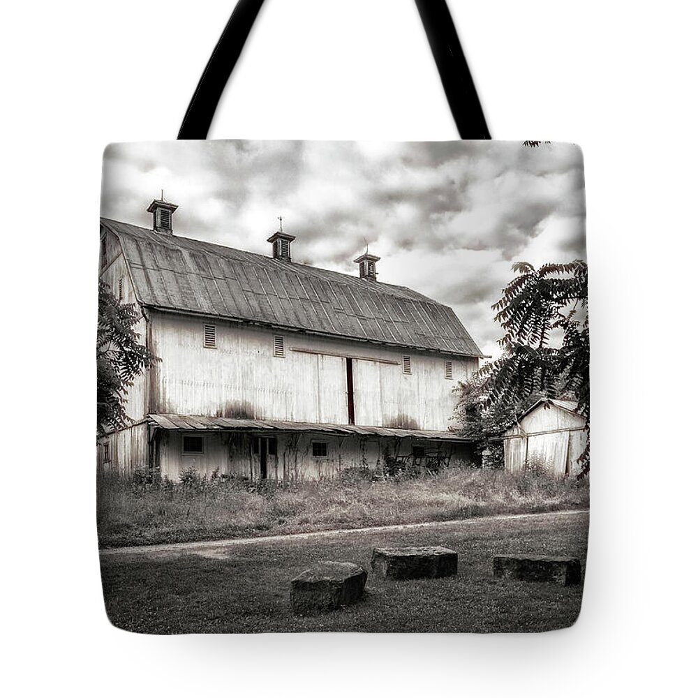 Americana Tote Bag featuring the photograph Barn in Black and White by Tom Mc Nemar