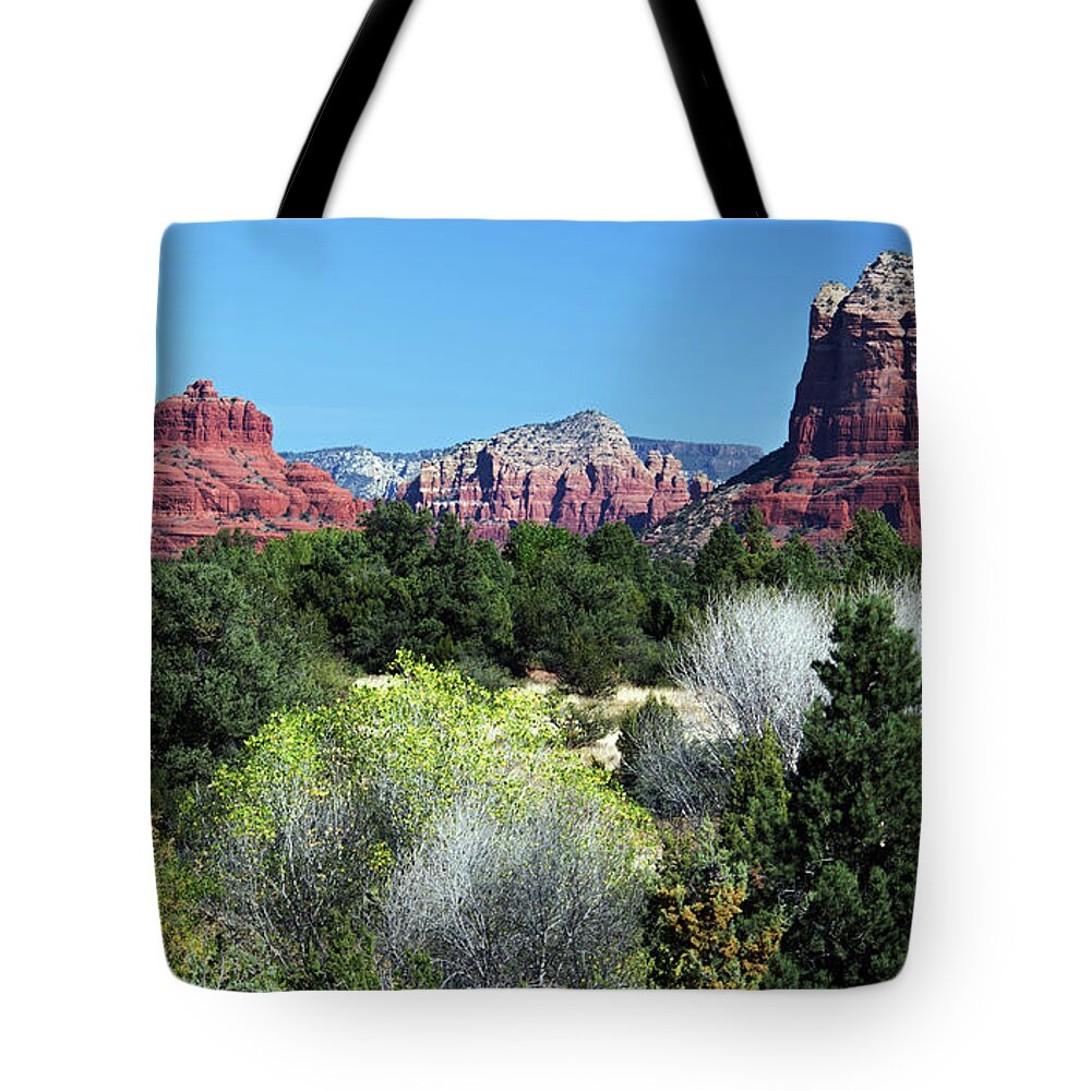 Bell Rock Tote Bag featuring the photograph Bell Rock View 7650-101717-2cr by Tam Ryan