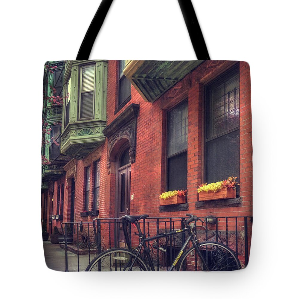 Bicycle Tote Bag featuring the photograph Bicycle Art - Bay Village - Boston by Joann Vitali