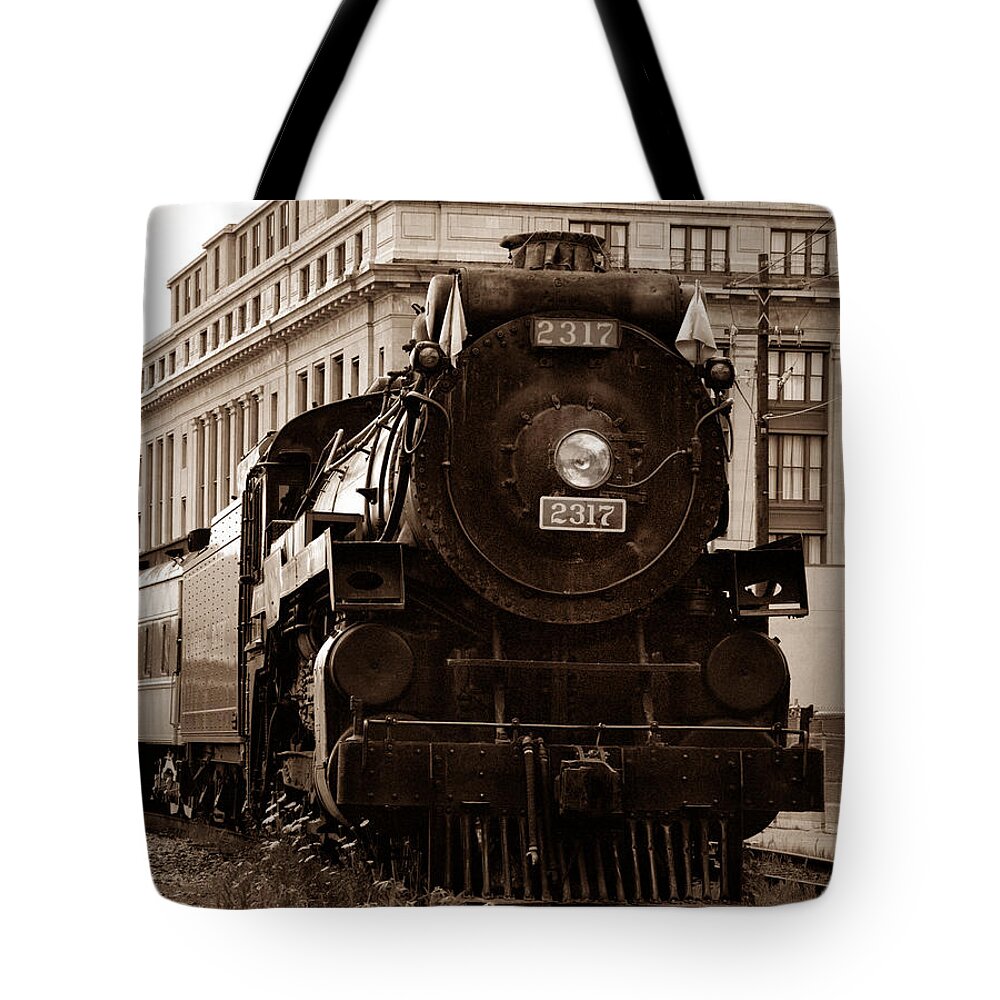 Canadian Pacific Railway Tote Bag featuring the photograph Big Boy... by Arthur Miller