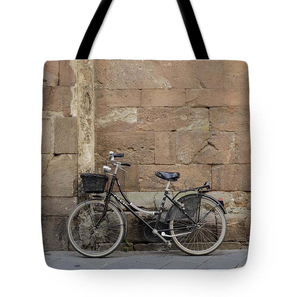 Bike Tote Bag featuring the photograph Bike Lucca Italy by Edward Fielding