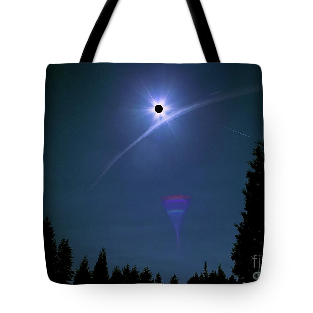 Total Solar Eclipse Tote Bag featuring the painting Blinded by The Light by Tanya Filichkin