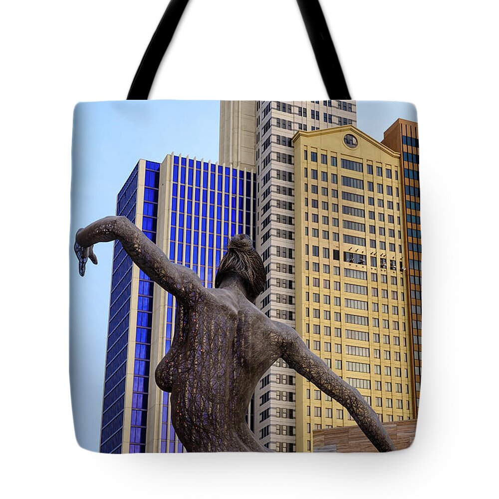 Las Vegas Tote Bag featuring the photograph NYNY Dance by Glenn DiPaola