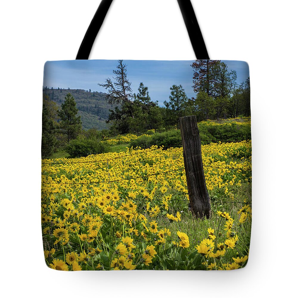 Oregon Tote Bag featuring the photograph Blooming Fence by Steven Clark