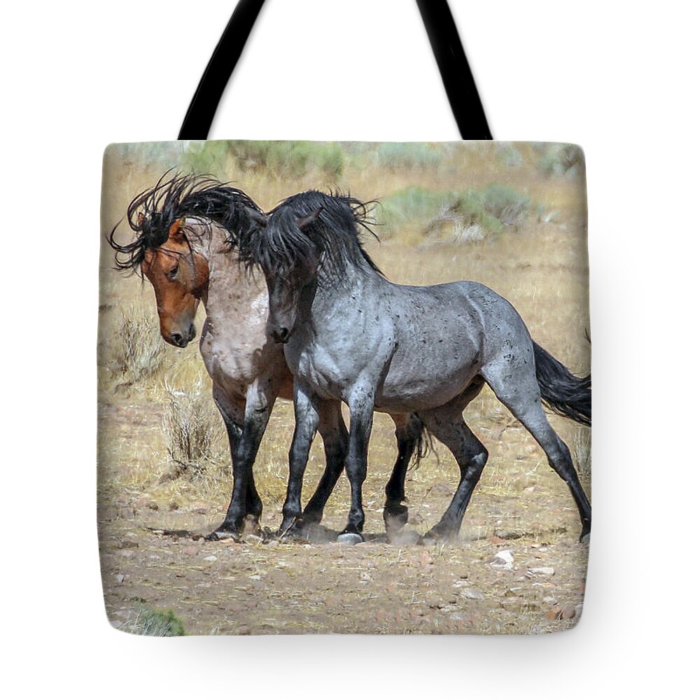  Tote Bag featuring the photograph Nasl9640 by John T Humphrey